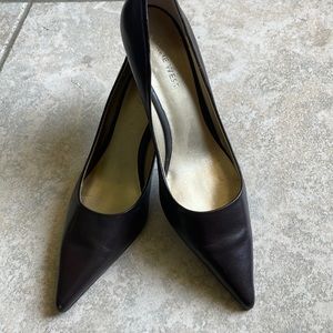 Nine West brown pump size 6